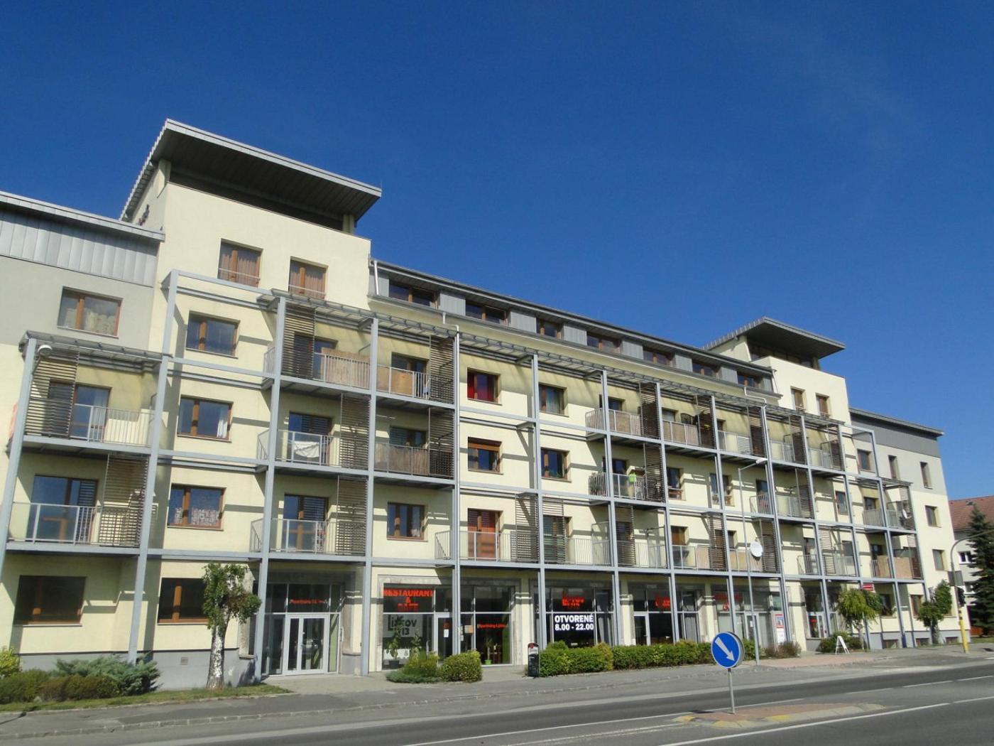 2 Room Apartment With Terrace 455, Apartmany Liptov Liptovský Mikuláš Buitenkant foto